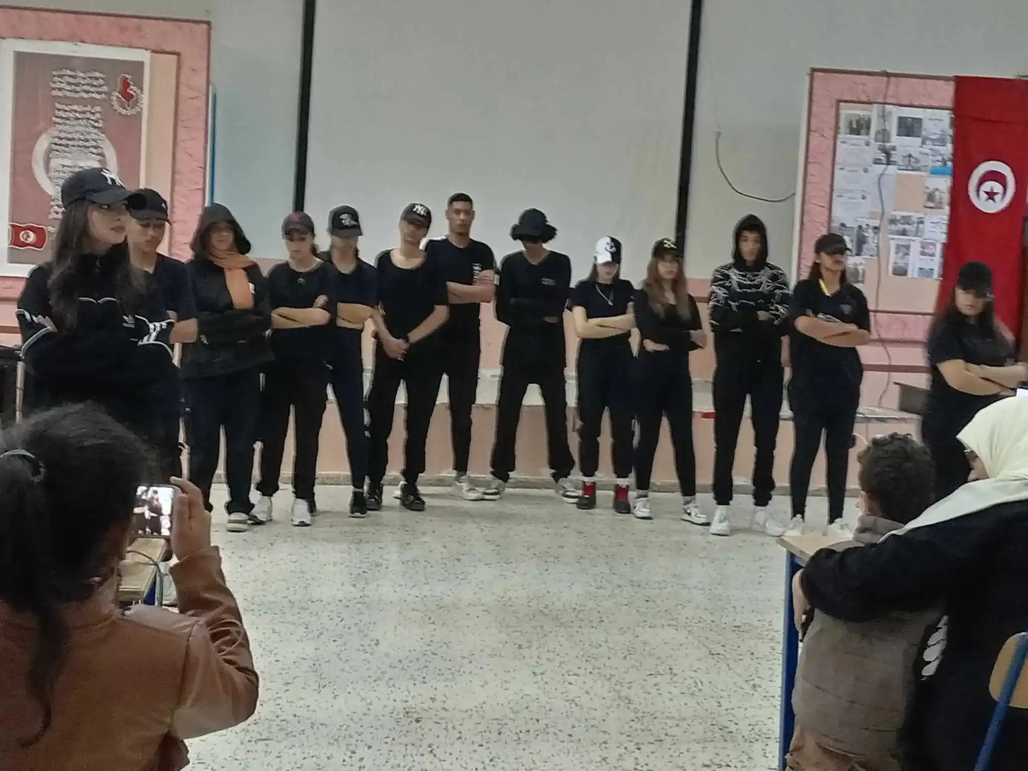 Performance with the local team at the youth center in Menzel Bourguiba